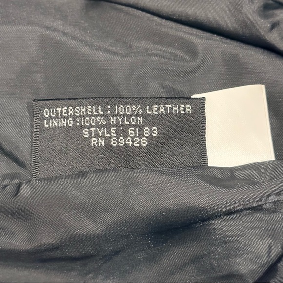 Vintage Women’s Black genuine leather shorts Chia Size 6 Classic 🔥Sexy Excellent - Picture 6 of 15